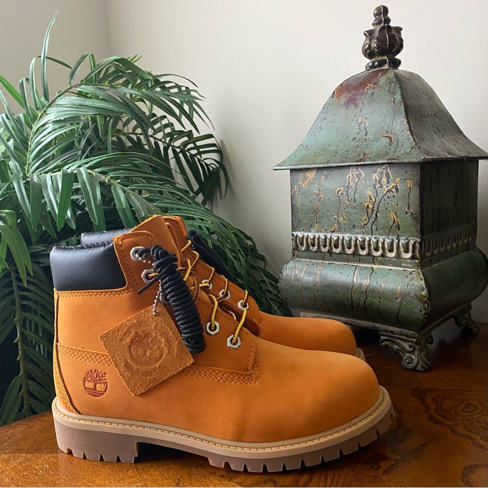 Timberland Premium 6” Waterproof Bright Orange Boots - Picture 8 of 8
